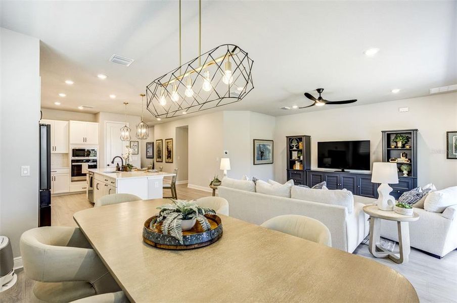 Furnished interior view inside a new home in , Tarpon Springs (Image 10).
