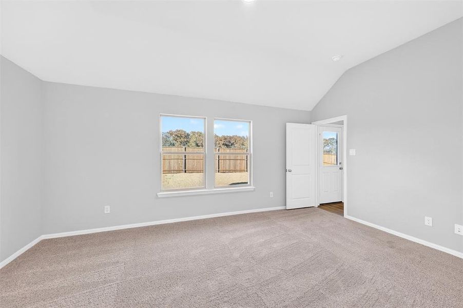 Spacious, unfurnished interior of a new home in Kings Way, Denton (Image 17).