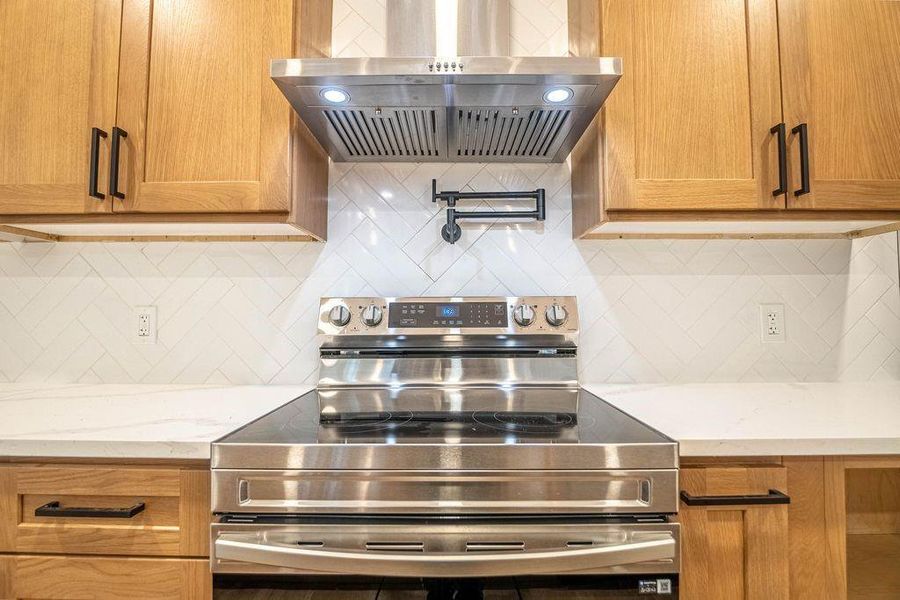 Close-up of interior finishes inside a home in , Loganville (Image 20).
