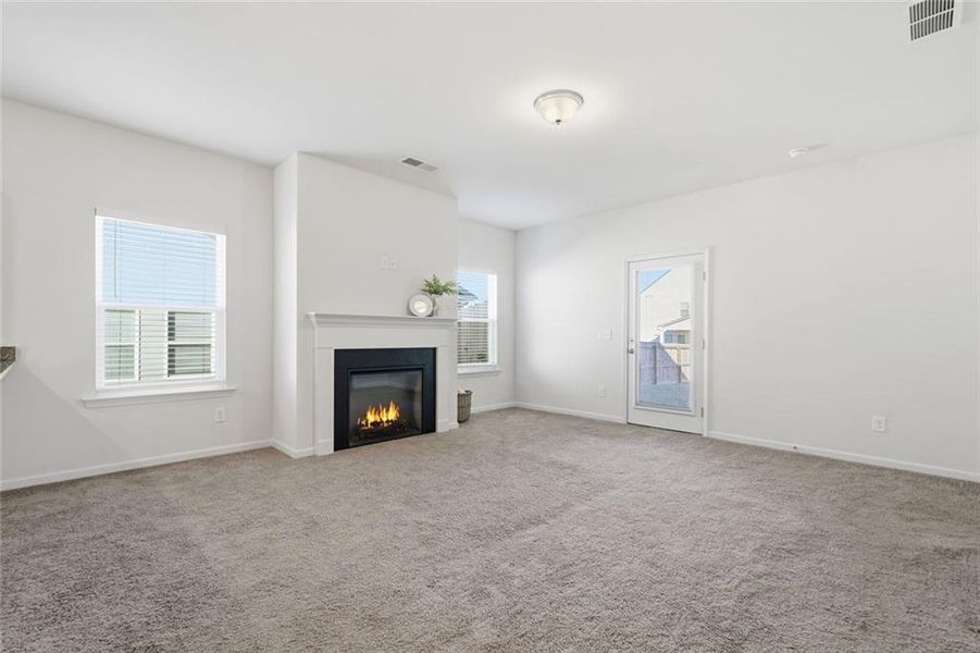 Spacious, unfurnished interior of a new home in , Calhoun (Image 26).