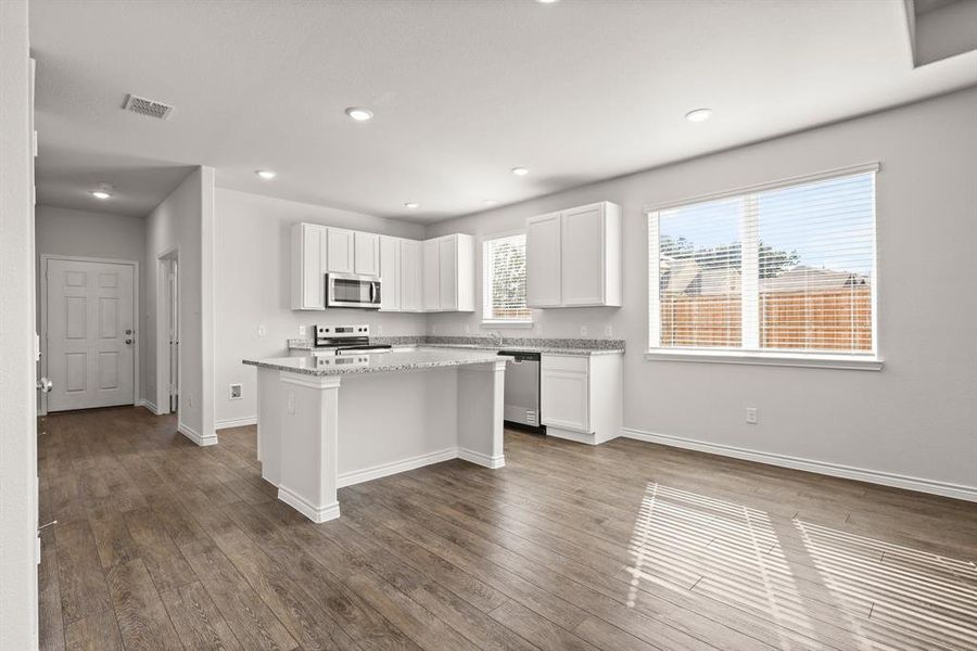 Image 23 of a home in Sycamore Landing. Image 23 of a home in Sycamore Landing.