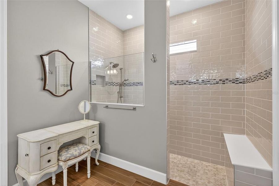 Furnished interior view inside a new home in , Lakewood Ranch (Image 54).