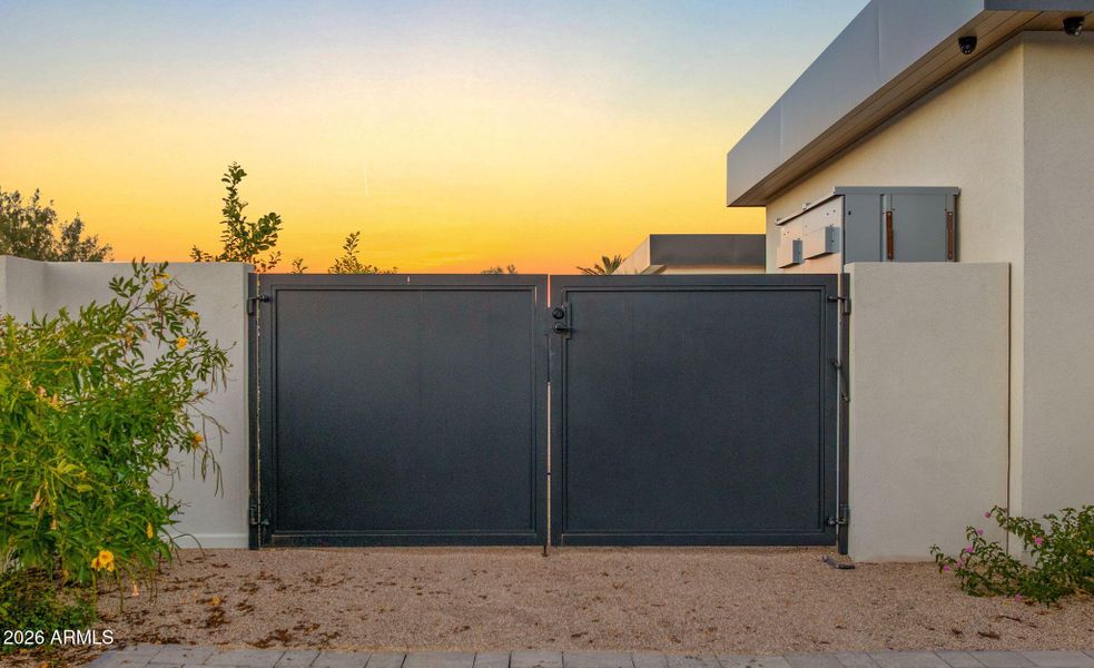 136-web-or-mls-DRONE9