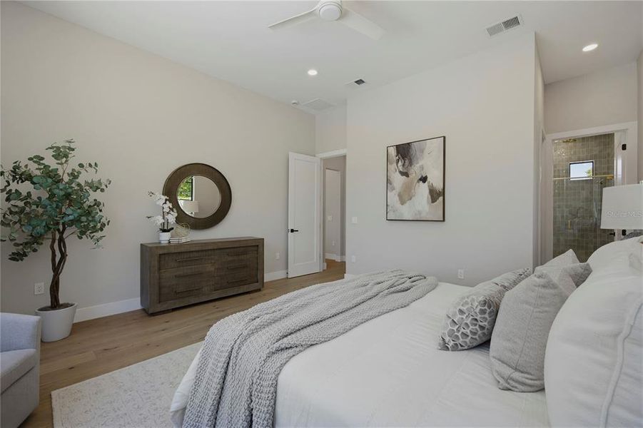 Furnished interior view inside a new home in , Winter Park (Image 40).