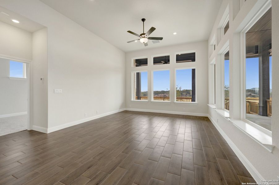 Spacious, unfurnished interior of a new home in Windsong - Reserve Series, Boerne (Image 47).