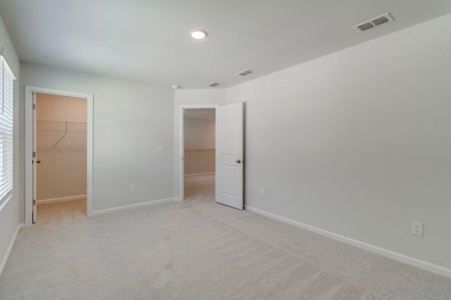 Spacious, unfurnished interior of a new home in Grand Arbor, Blythewood (Image 46).