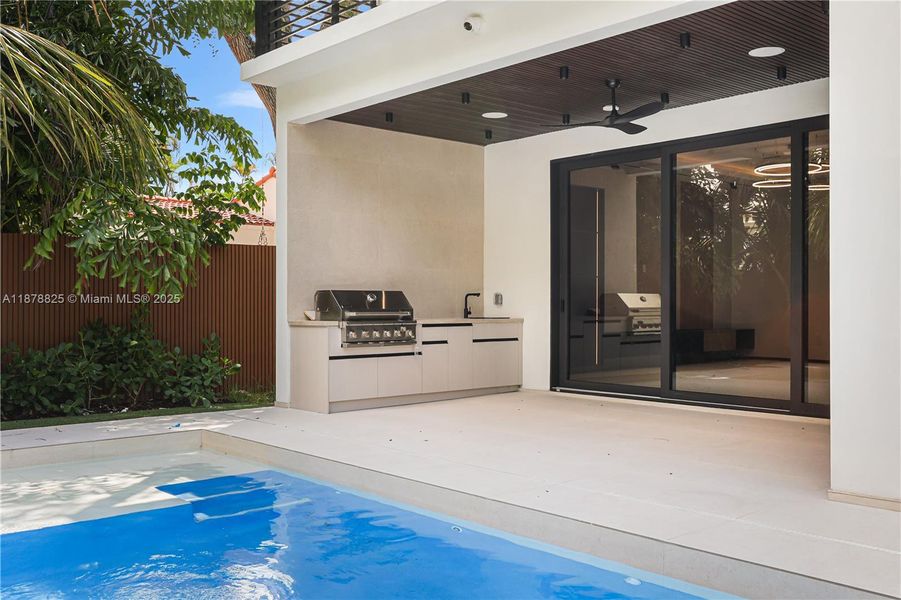 Image 35 of a home in .