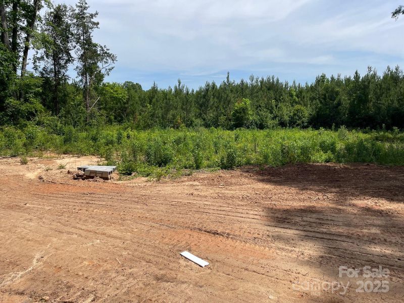 Image 15 of a home in .