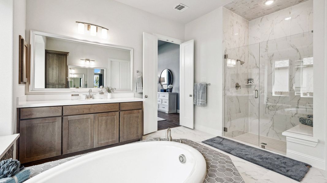 Representative furnished interior of a home built from the Dartmouth by DRB Homes in Green Meadows Classic, Celina (Image 39). Representative furnished interior of a home built from the Dartmouth by DRB Homes in Green Meadows Classic, Celina (Image 39).