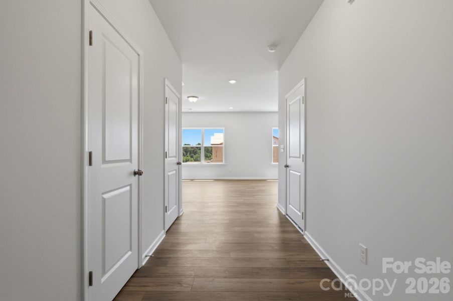 Spacious, unfurnished interior of a new home in Catawba Trace, Catawba (Image 26).