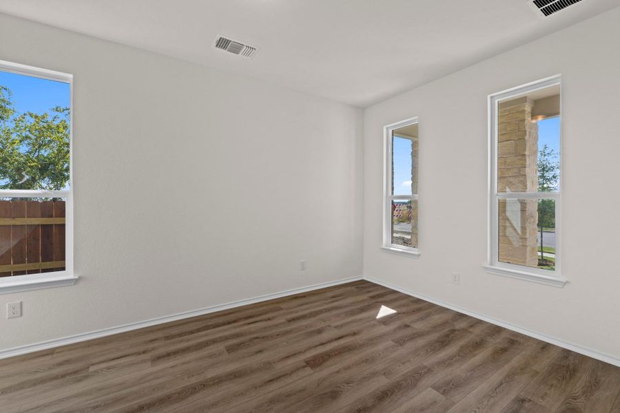 Spacious, unfurnished interior of a new home in Salerno - Heritage Collection, Round Rock (Image 29). Spacious, unfurnished interior of a new home in Salerno - Heritage Collection, Round Rock (Image 29).