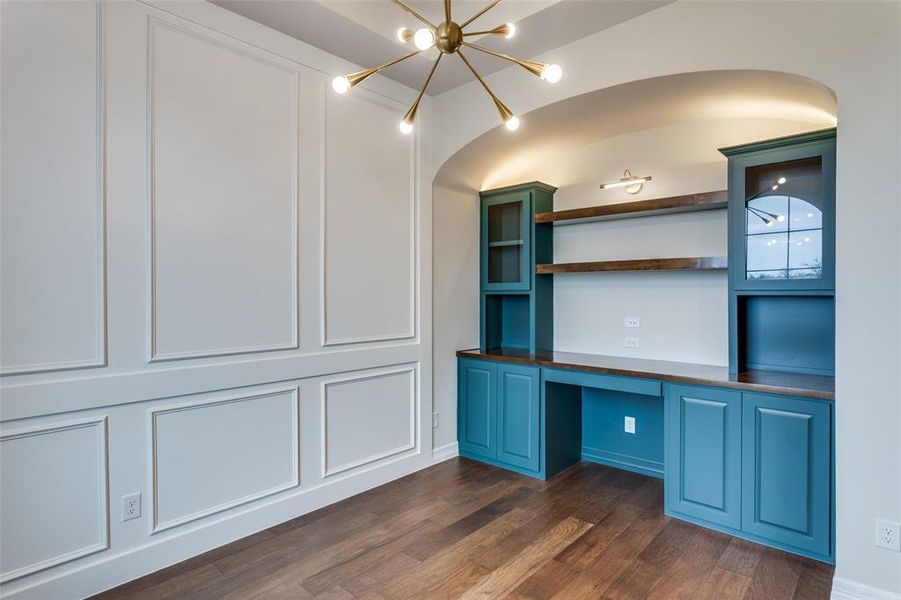 Furnished interior view inside a new home in , Aledo (Image 25).