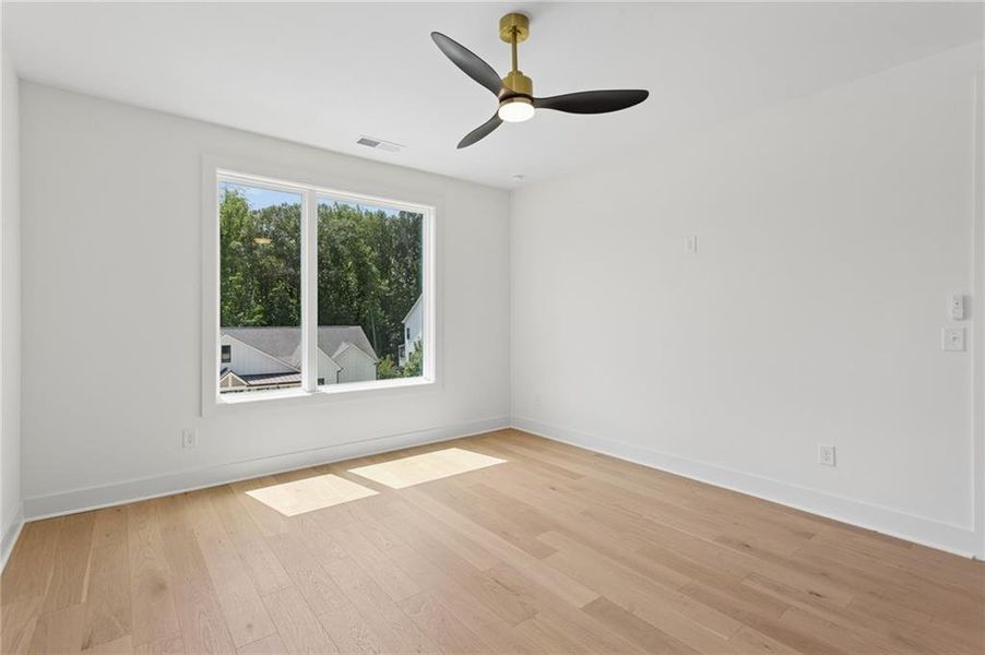Spacious, unfurnished interior of a new home in , Atlanta (Image 22).