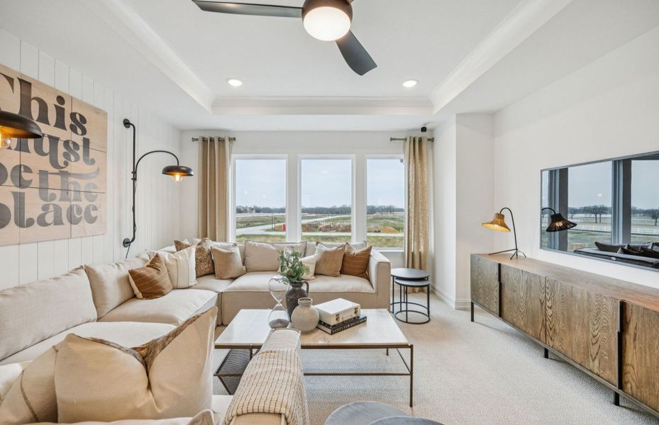 Representative furnished interior of a home built from the San Luis by Pulte Homes in Ribbonwood, Aubrey (Image 30).