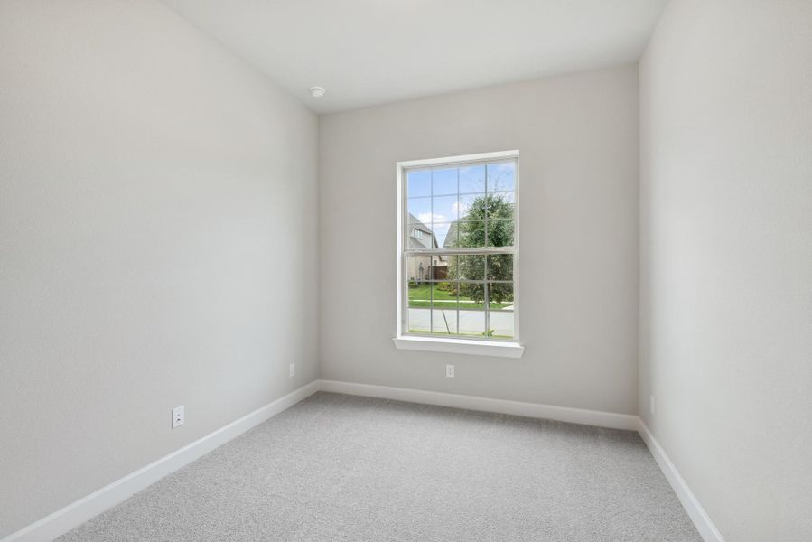 Spacious, unfurnished interior of a new home in Meridiana 55' Homesites, Manvel (Image 10).