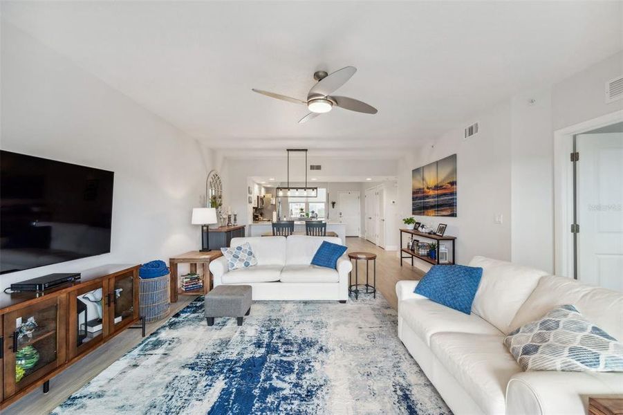 Furnished interior view inside a new home in , Largo (Image 32).