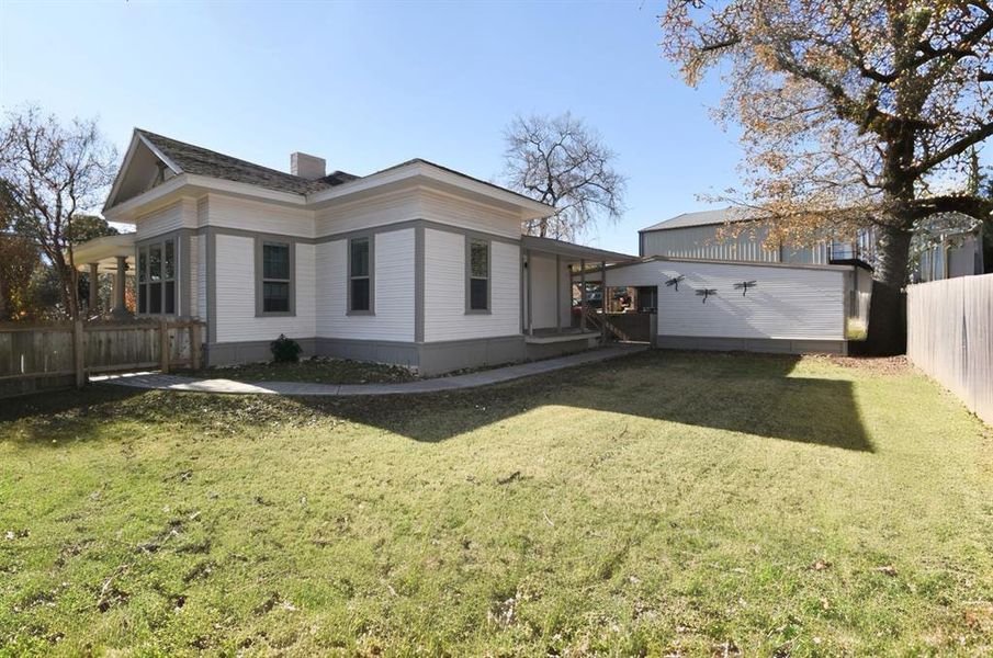 Exterior details and patio area of a home in , Alba (Image 22).