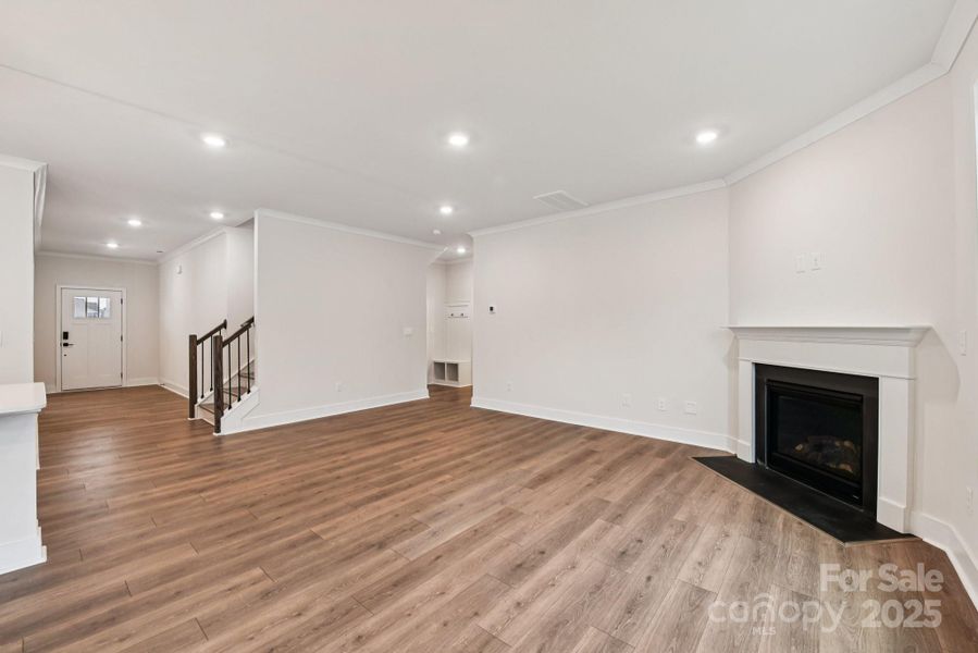 Spacious, unfurnished interior of a new home in Laurelbrook, Sherrills Ford (Image 11).