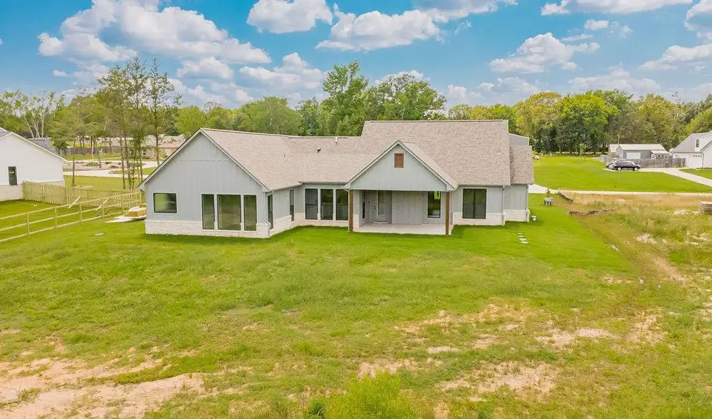 Exterior details and patio area of a home in , Tyler (Image 3).