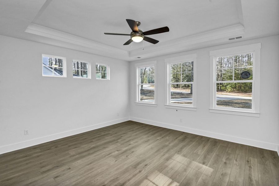 Spacious, unfurnished interior of a new home in Clubside Reserve at Summerlake, Lexington (Image 32). Spacious, unfurnished interior of a new home in Clubside Reserve at Summerlake, Lexington (Image 32).