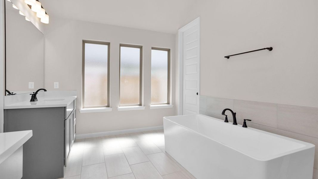 Furnished interior view inside a new home in Candela South 50', Richmond (Image 5).