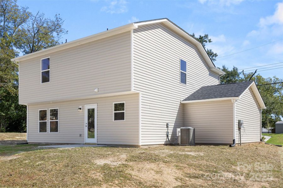 Exterior details and patio area of a home in , Lancaster (Image 15).