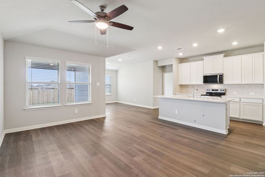 Spacious, unfurnished interior of a new home in , San Antonio (Image 19). Spacious, unfurnished interior of a new home in , San Antonio (Image 19).