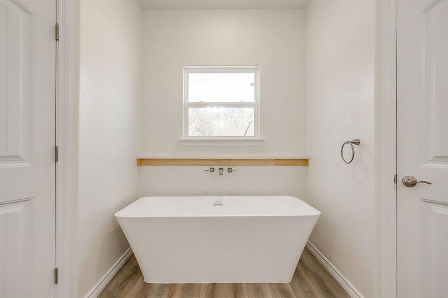 Image 37 of a home in .