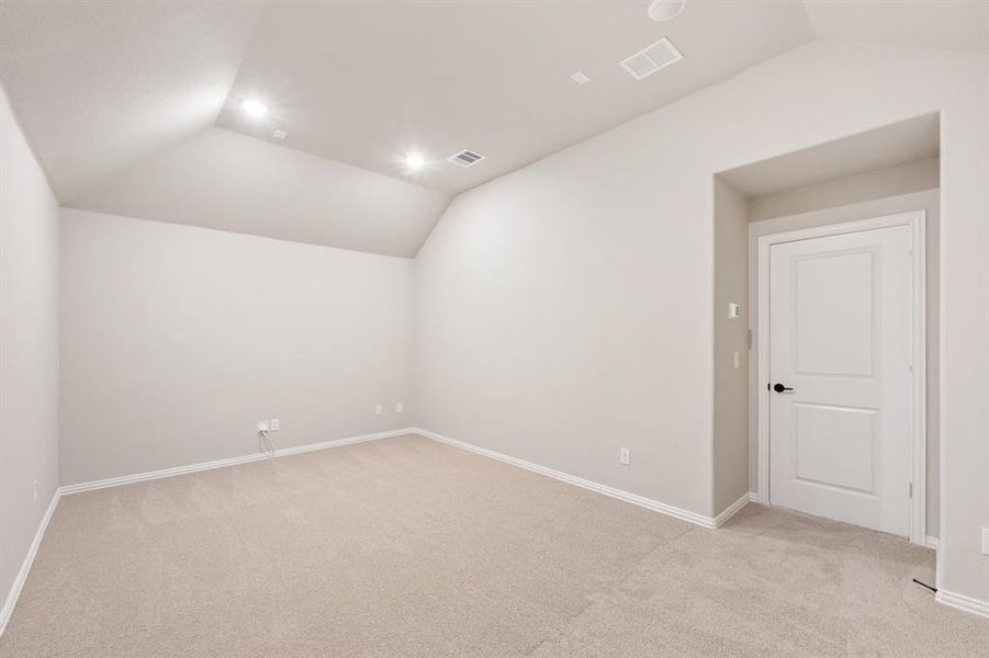 Spacious, unfurnished interior of a new home in Anderson Crossing, Trenton (Image 39). Spacious, unfurnished interior of a new home in Anderson Crossing, Trenton (Image 39).