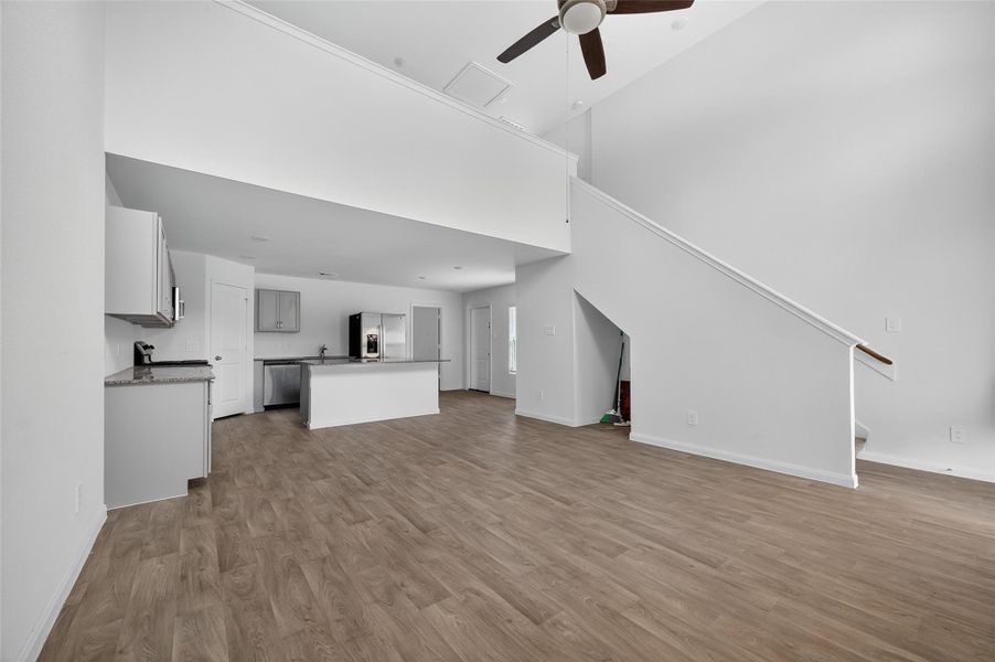 Spacious, unfurnished interior of a new home in Marie Village, Conroe (Image 25). Spacious, unfurnished interior of a new home in Marie Village, Conroe (Image 25).