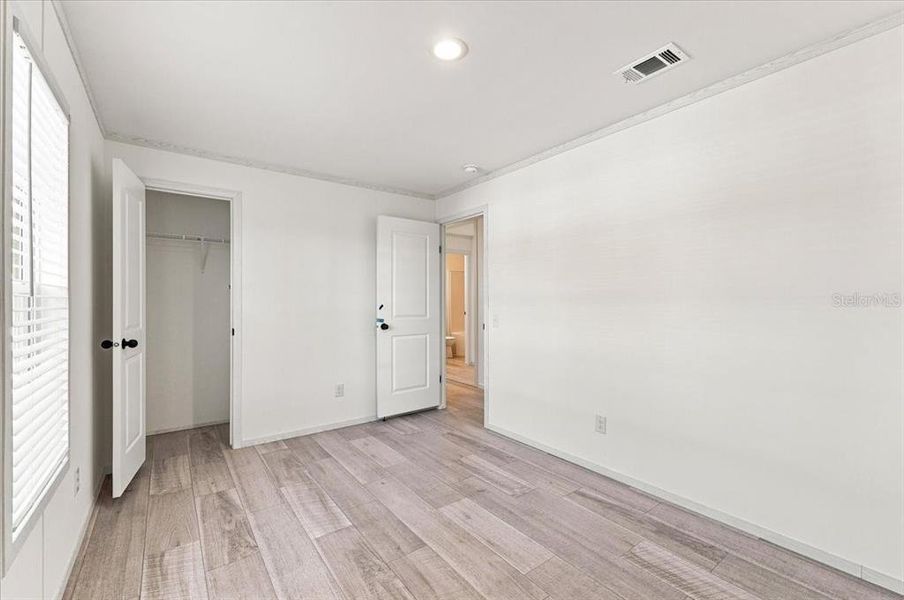 Spacious, unfurnished interior of a new home in , Zephyrhills (Image 37).