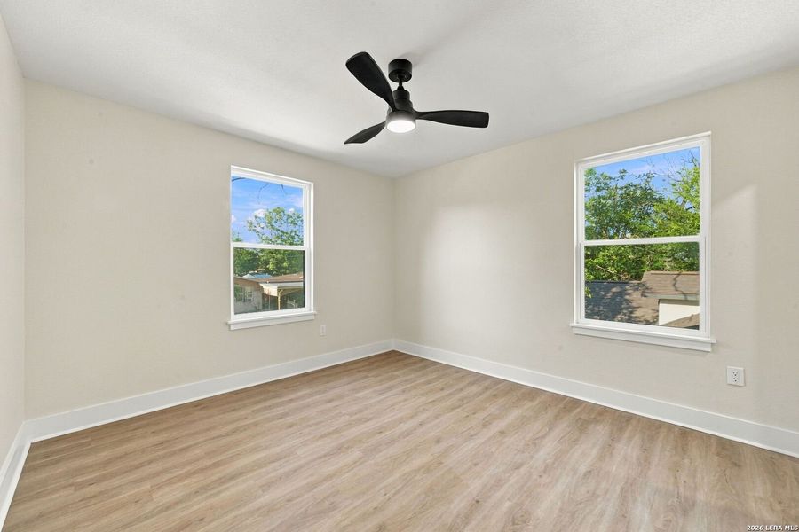 Spacious, unfurnished interior of a new home in , San Antonio (Image 21).