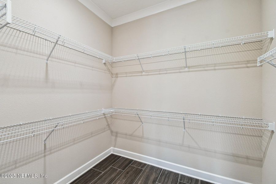 Image 22 of a home in Seabrook Village 40' Front Entry.