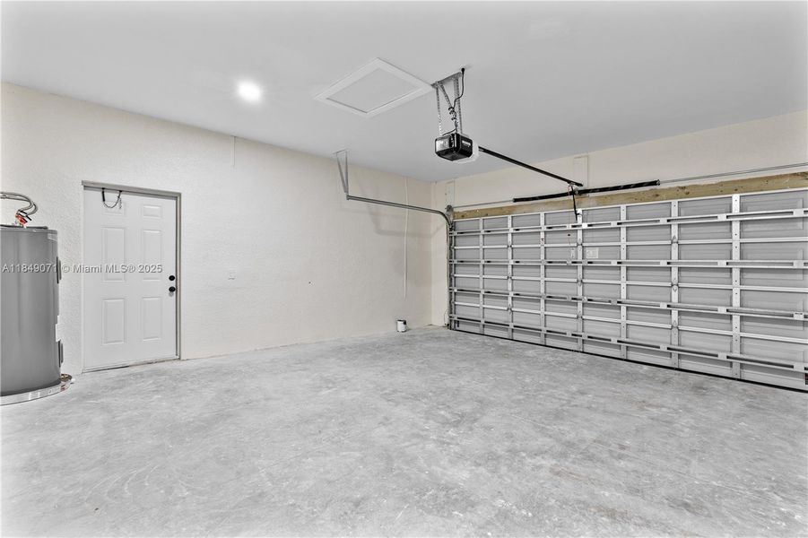 Spacious, unfurnished interior of a new home in , Lehigh Acres (Image 15). Spacious, unfurnished interior of a new home in , Lehigh Acres (Image 15).