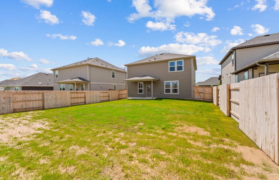 Exterior details and patio area of a home in Patterson Ranch, Georgetown (Image 3).