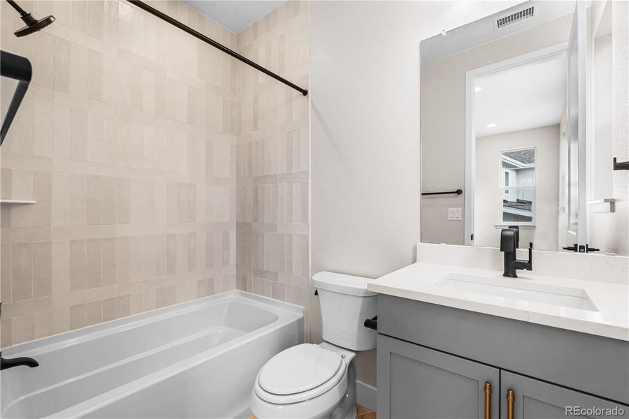 Furnished interior view inside a new home in Luxe at The Canyons, Castle Pines (Image 20).