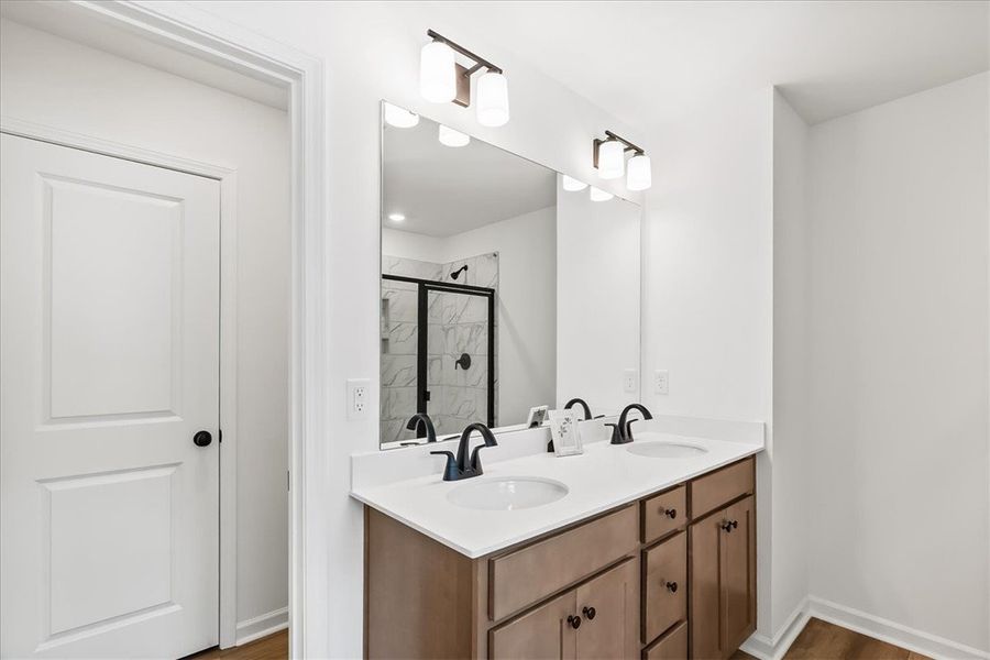 Furnished interior view inside a new home in Brownstone Park, Easley (Image 7). Furnished interior view inside a new home in Brownstone Park, Easley (Image 7).