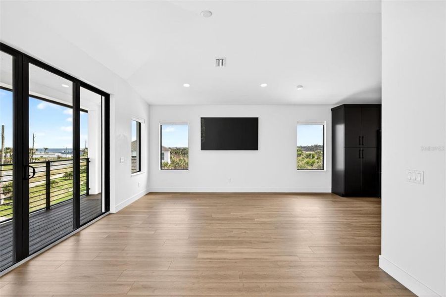 Spacious, unfurnished interior of a new home in , Flagler Beach (Image 49).