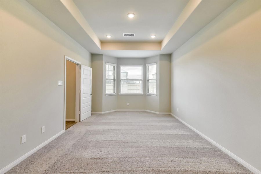Spacious, unfurnished interior of a new home in Stone Creek Ranch, Hockley (Image 21).
