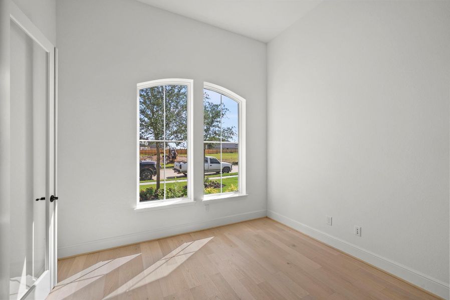 Spacious, unfurnished interior of a new home in Dunham Pointe, Cypress (Image 29).