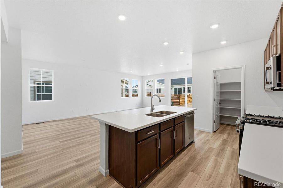 3384 N Duquesne Way - Ready Now