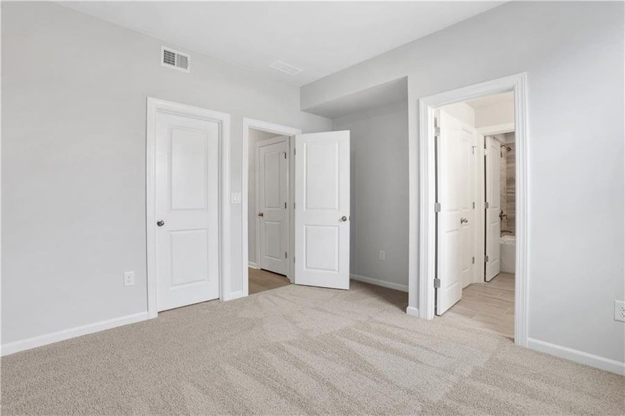 Spacious, unfurnished interior of a new home in Acacia, Cumming (Image 50).