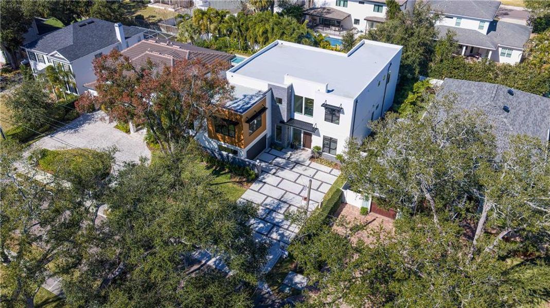 Image 88 of a home in .