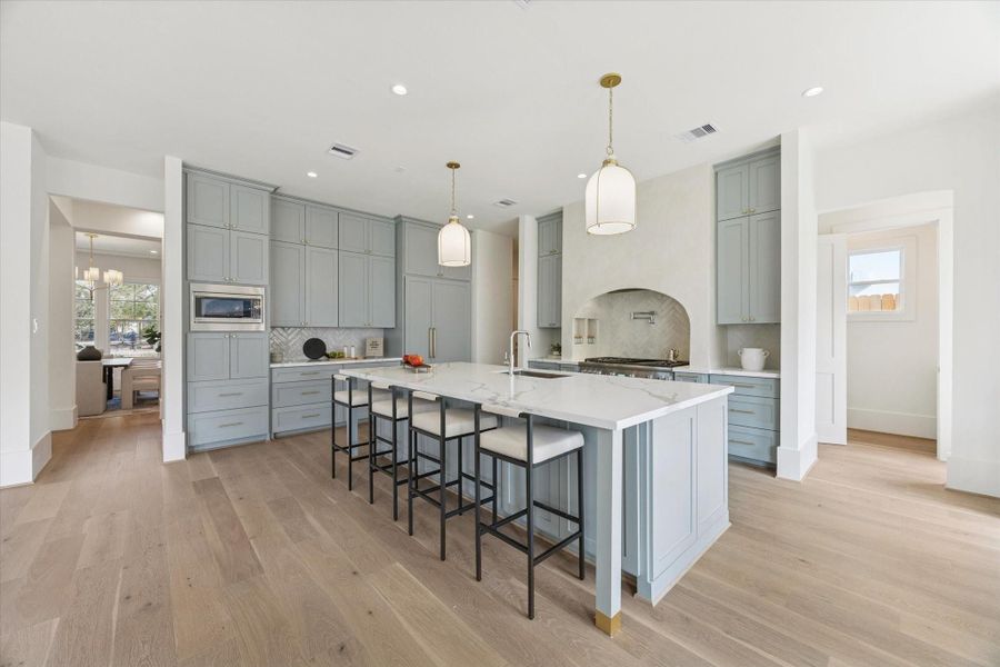 - Open layout connecting the kitchen, dining, and living areas, creating a seamless flow for everyday living and entertaining.??? Morning Room / Breakfast Area- Breakfast Area — Light-filled morning room with backyard views and easy access to the covered patio.?? Lanai & Backyard- Covered Patio — Deep covered outdoor living area perfect for dining, relaxing, or watching kids play in the yard.- Backyard — Private backyard with plenty of green space and large windows overlooking it from the main