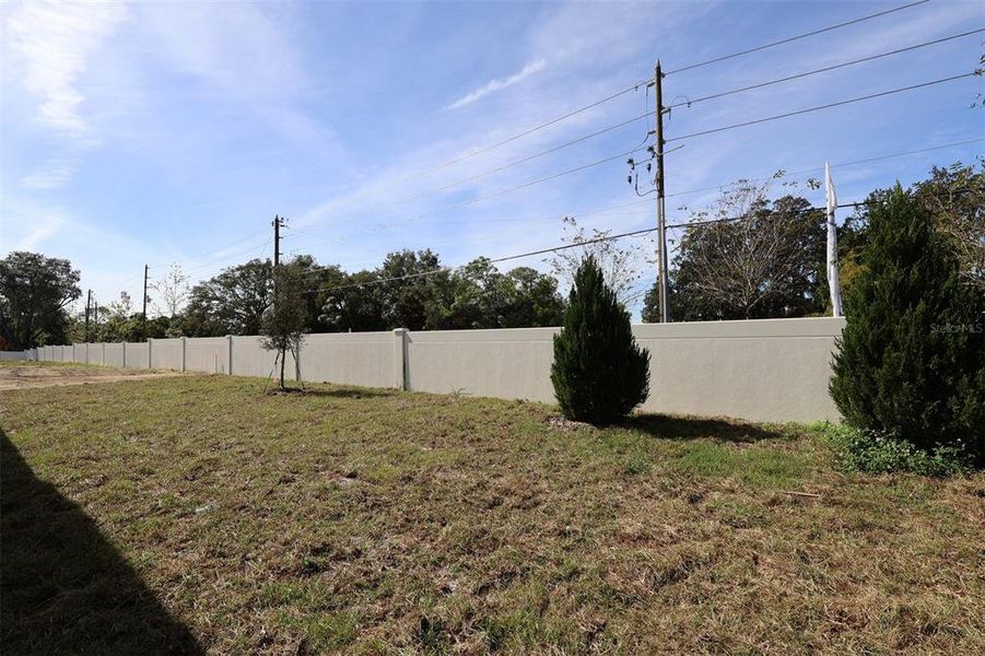 Exterior details and patio area of a home in Willow Run, Apopka (Image 4). Exterior details and patio area of a home in Willow Run, Apopka (Image 4).