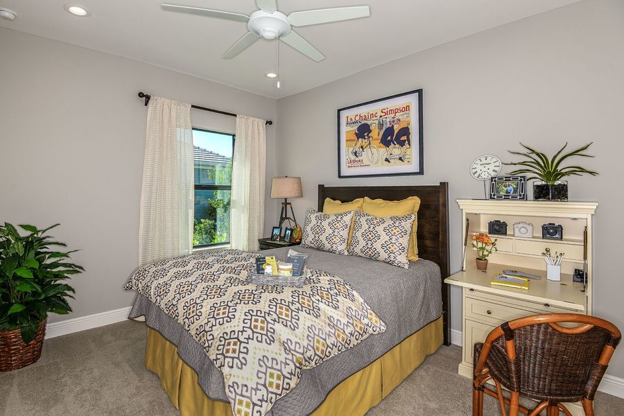 Representative furnished interior of a home built from the Starlight 2 by Neal Communities in Verandah, Fort Myers (Image 9).