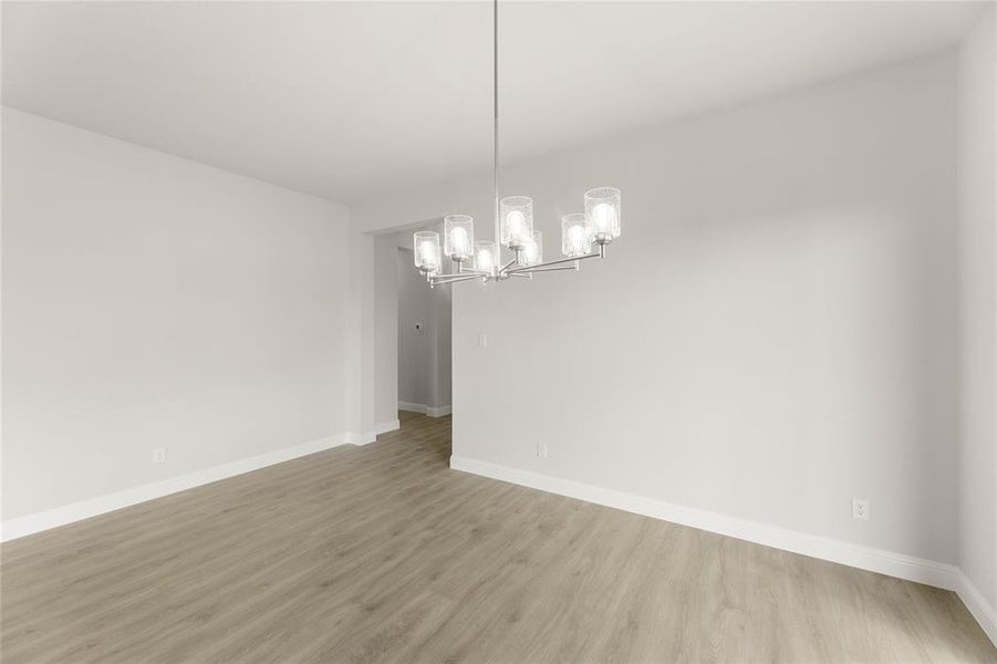 Spacious, unfurnished interior of a new home in Settler's Glen, New Fairview (Image 24).