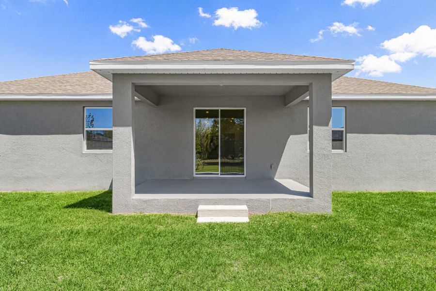 Exterior details and patio area of a home in Cape Coral, Cape Coral (Image 4). Exterior details and patio area of a home in Cape Coral, Cape Coral (Image 4).