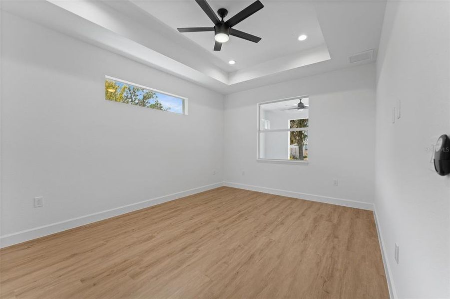 Spacious, unfurnished interior of a new home in , North Port (Image 27).