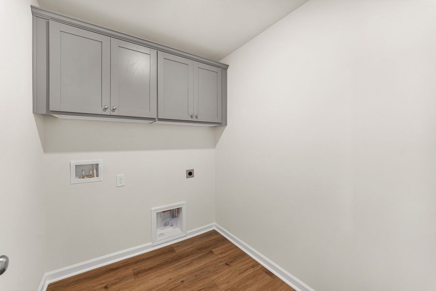 Spacious, unfurnished interior of a new home in Tucker Ridge, Pendleton (Image 19).